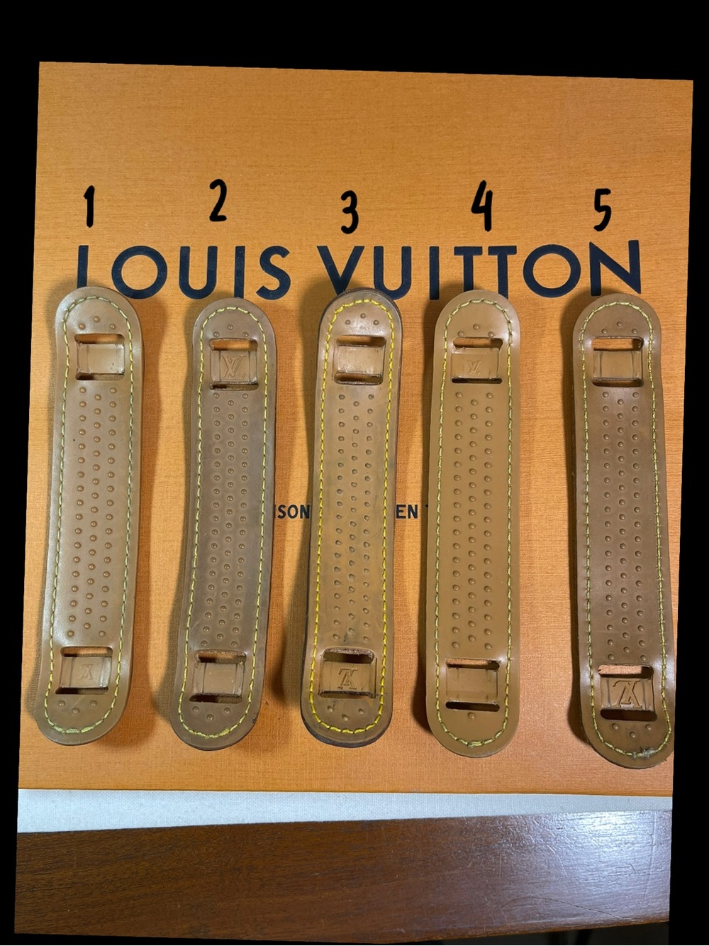 Louis Vuitton Vintage Vachetta MEDIUM 
Replacement Pad - Picture 10 of 16